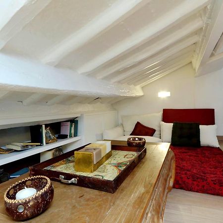 Апартаменты Pantheon Charming Attic | Romeloft Экстерьер фото