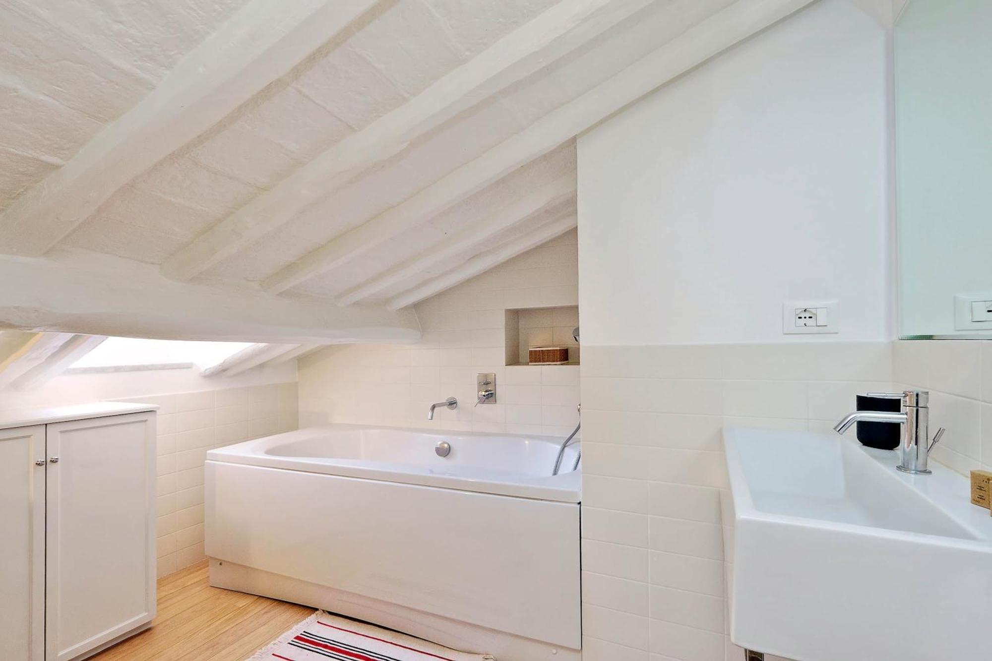 Апартаменты Pantheon Charming Attic | Romeloft Экстерьер фото